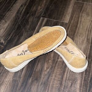 Tan Slip-On Canvas Shoes